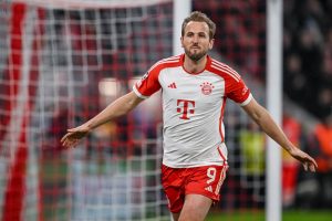 Bayern Munich 3 Lazio 0 (agg 3-1): Kane scores twice to turn tie around as hunt for first ever trophy lives on