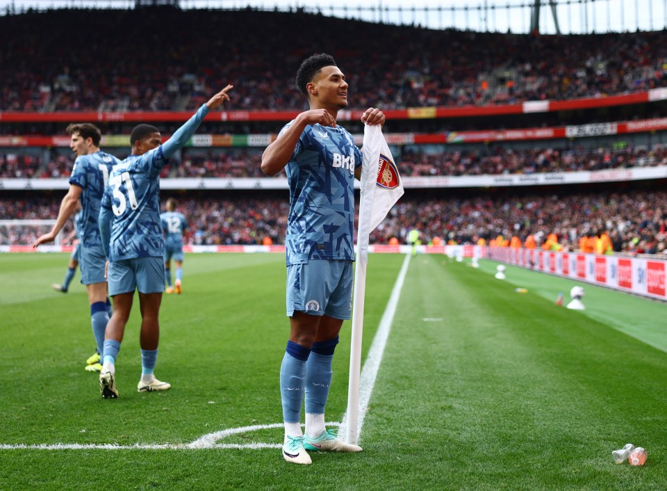 Hang it in the Louvre’, say fans after spotting Ollie Watkins’ antics when celebrating goal vs Arsenal