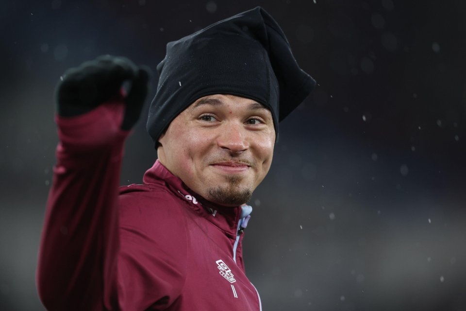 Kalvin Phillips thrown career lifeline after West Ham loan disaster with Man City ready to sell £30million midfielder