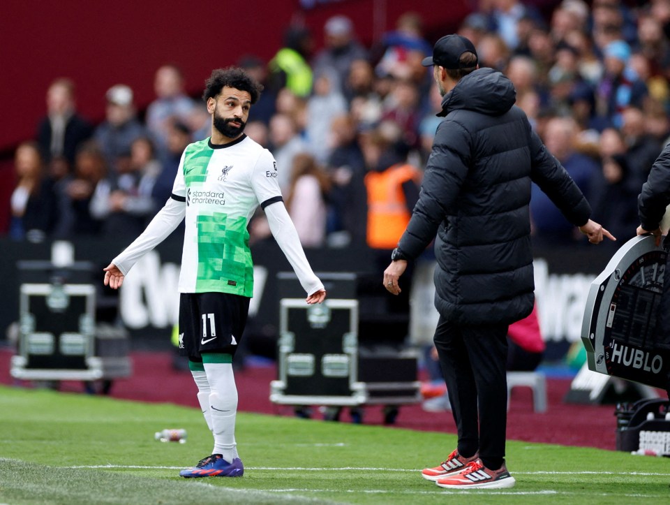 ‘I understand if he’s got the hump’ – Alan Shearer reveals why he backs Mo Salah in touchline row with Jurgen Kopp