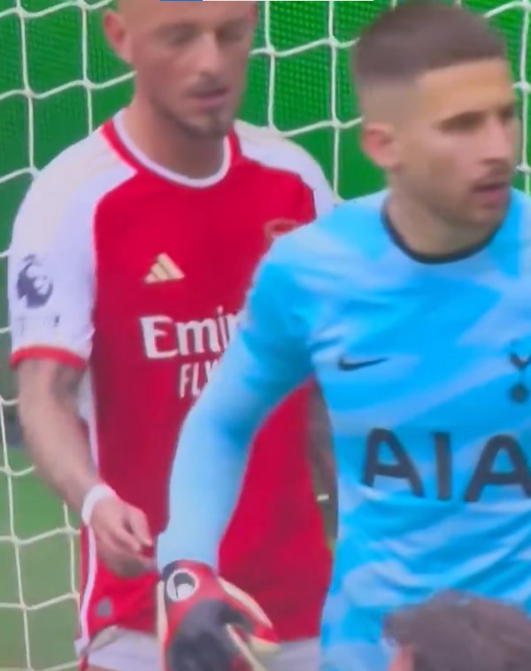 Ben White branded a ‘menace’ as fans spot him ‘s***housing’ Vicario before corner that led to Arsenal goal vs Tottenham