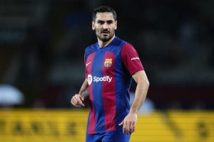 Barcelona dressing room ‘divided into four clans’ after astonishing red card row between Gundogan and Araujo