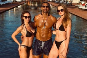 David Haye and girlfriend Sian Osborne post racy ad on dating app Raya as they hunt for ‘new hotties’ to join throuple