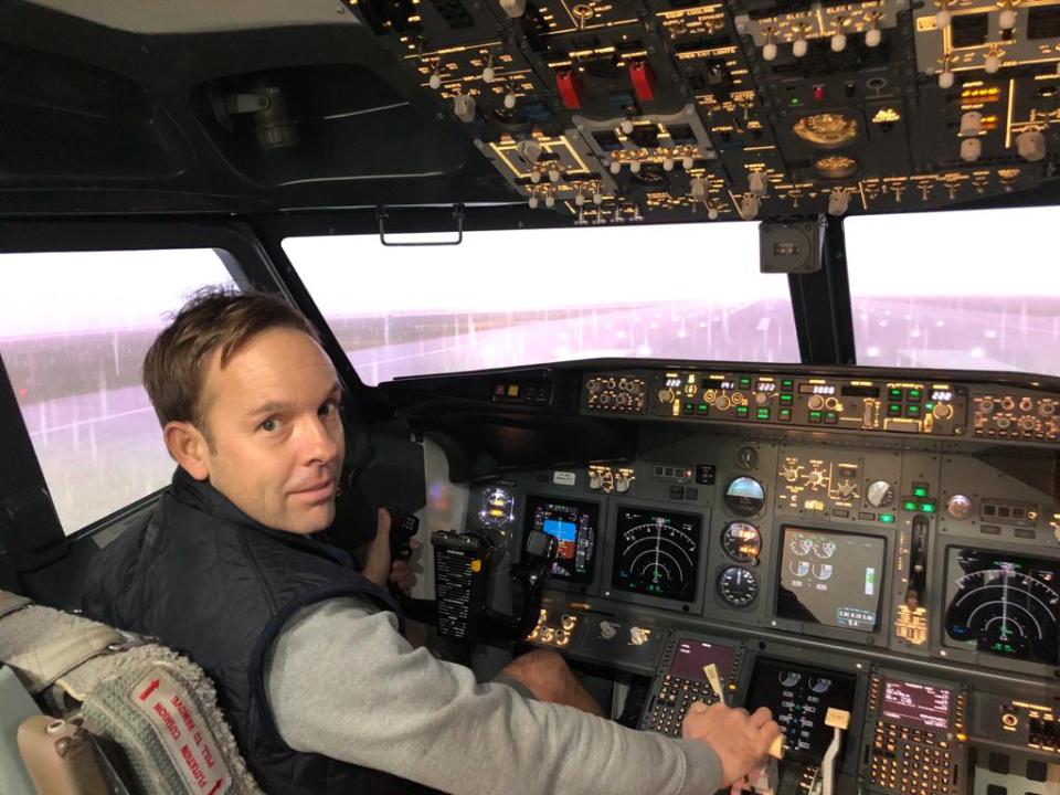 World Championship finalist and Ronnie O’Sullivan rival, 44, is a qualified pilot who wants career change after snooker