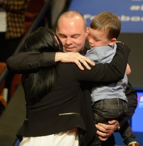 Who is Stuart Bingham’s wife Michelle Shabi and how many children do the couple have?