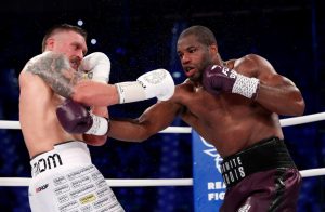 What are Daniel Dubois’ career earnings and what is his boxing record?