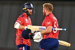 England one step closer to T20 World Cup semi-final thanks to Phil Salt heroics and incredible 97-run partnership