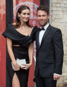 Who is Mark Cavendish and how long has he been with wife Peta Todd for?