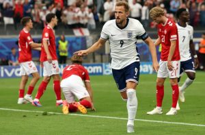 Redknapp blasts idea Kane should be DROPPED for England and tells Southgate to make crucial change for Slovenia clash