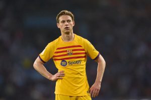 Man Utd target Frenkie de Jong forced to MISS Euro 2024 with injury as boss angrily blasts Barcelona for ‘taking risks’