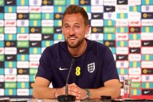 ‘I’ll have to talk to my agent’ says Harry Kane as England star offered transfer from Bayern during press conference