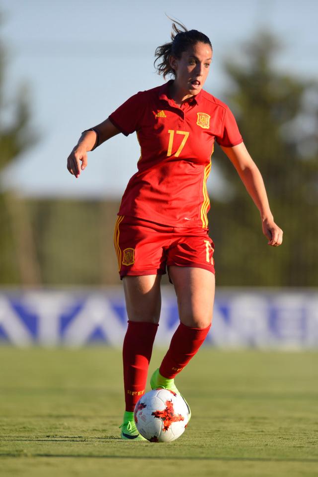 What position will Spanish footballer Olga Garcia play in the UNICEF Soccer Aid 2024 football match at Stamford Bridge?