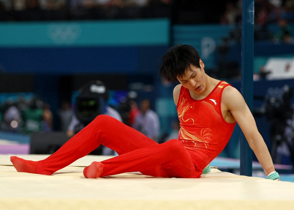 Fans say ‘heart is breaking’ after spotting what Chinese gymnast did seconds after major error cost country Olympic gold