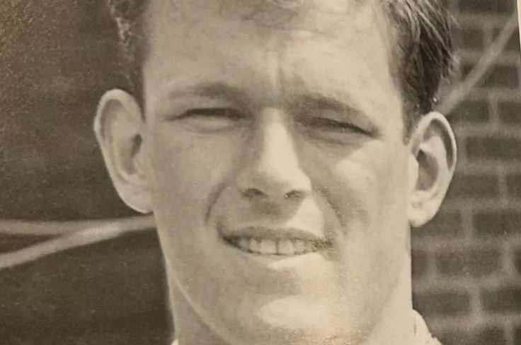 Emotional tributes pour in after ‘classy legend’ who played for England dies aged 87