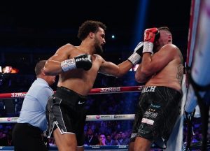 Moses Itauma puts on ‘best British boxing performance of the year’ with brutal stoppage of Mariusz Wach