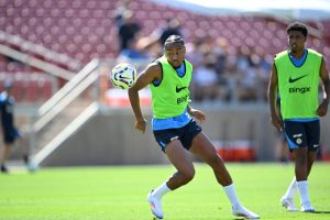 Christopher Nkunku spotted playing in new position in training as Chelsea fans say ‘the Premier League ain’t ready’