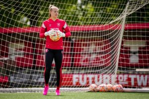 Daphne van Domselaar eager to win silverware with Arsenal after sealing permanent switch from Aston Villa