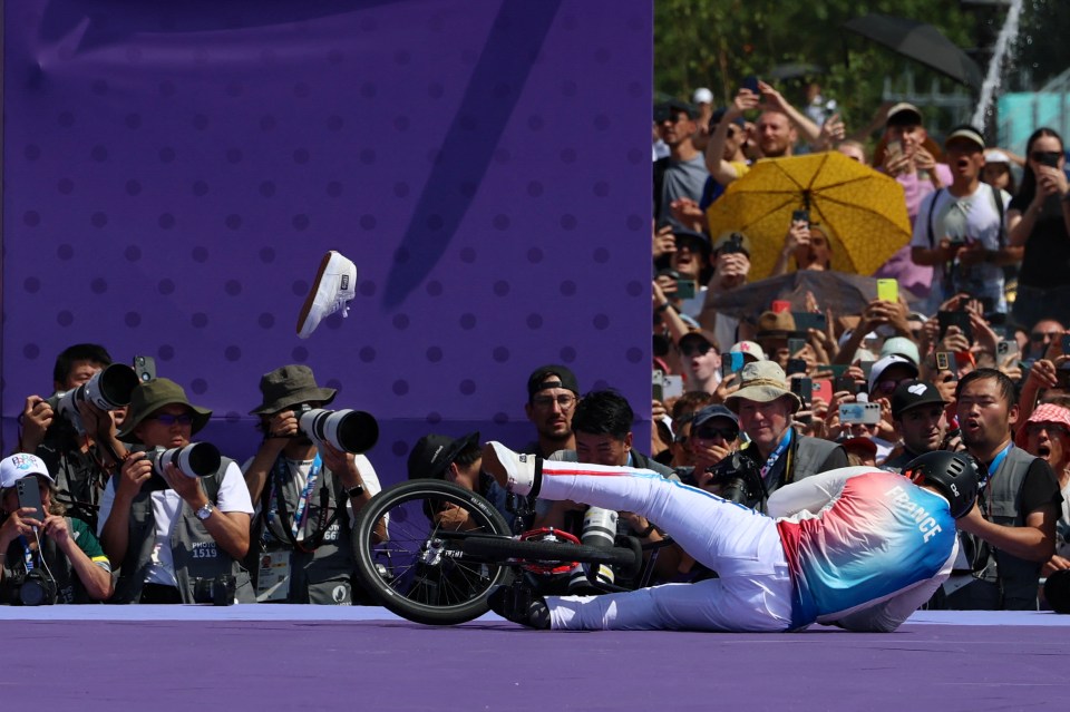 Watch French BMX star score disastrous 3.22 out of 100 at Paris Olympics after falling and losing shoe on first trick