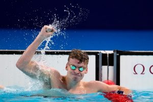 ‘The audacity,’ says BBC pundit as Leon Marchand achieves never-before-seen Olympic feat ‘not even Michael Phelps tried’