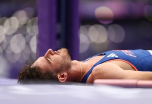 Fans say ‘help, I’m dying’ as Olympics 2024 star fails in pole vault as his bulge knocks bar off in ‘best way to lose’