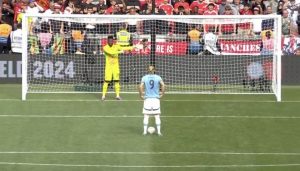 Fans say ‘Onana needs to drop this gimmick’ as Man Utd keeper brings back his old antics in Community Shield shootout