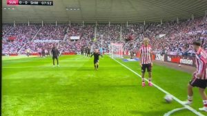 Awkward moment Sunderland caught out for forgetting ‘basic’ rule with error ‘you don’t even see in Sunday League’