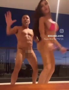 Boxing icon Oscar de la Hoya and girlfriend Holly Sonders dance half-naked in raunchy video before Instagram delete post