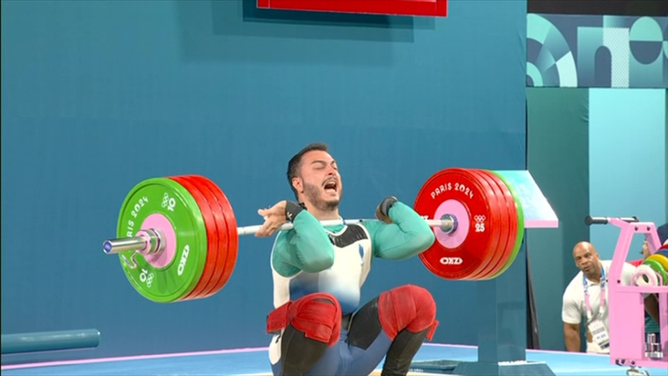 BBC cut away and Olympics chiefs put SCREEN up after weightlifting star’s injury trying to lift nearly 200KG