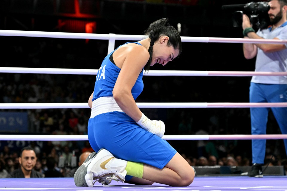 Female Olympic boxer WALKS OUT of fight in tears after just 46 seconds against rival who previously failed gender test