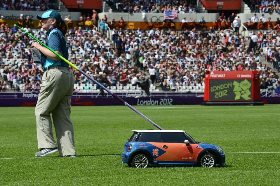 Most bizarre jobs at Olympics 2024 revealed from raking lakes and vacuuming the vault to ‘hiding in hedges’