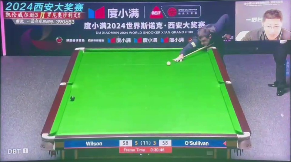 Watch Ronnie O’Sullivan’s incredible left-handed shot that sends crowd wild as fans say ‘GOAT doing GOAT things’