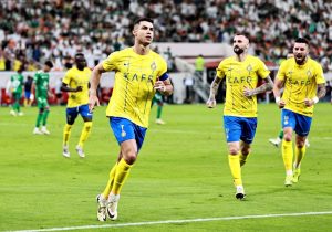 Cristiano Ronaldo has different meal to every other Al-Nassr player in canteen as Man Utd legend watches team-mates eat