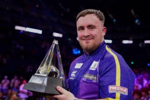 Luke Littler can be ‘one of darts’ all time greats’ with 17 year old helping drive World Championship prize money to £1m