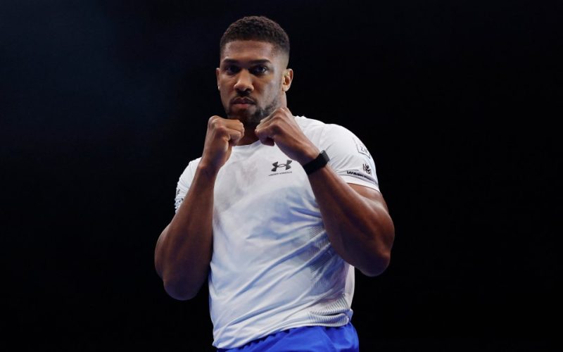 Frank Warren reveals Anthony Joshua could be thrown off in Daniel Dubois fight by two ‘distractions’ ringside