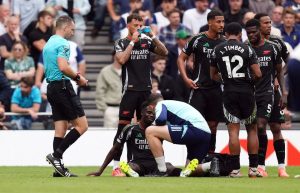 Bukayo Saka leaves fans fearing worst as Arsenal star shakes head before being taken off injured