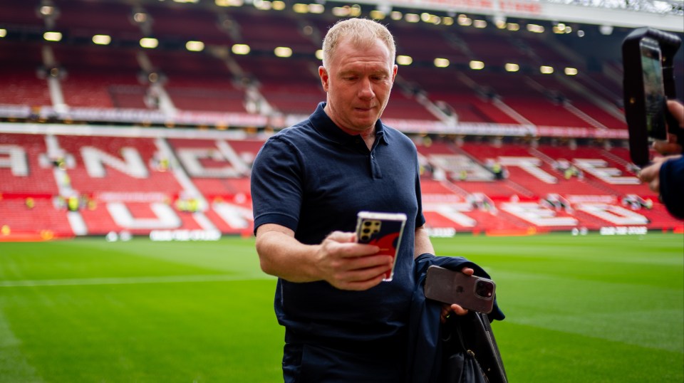 Man Utd icon Paul Scholes stuns presenter after swearing on live TV as Class of 92 team-mate pranks him in legends game