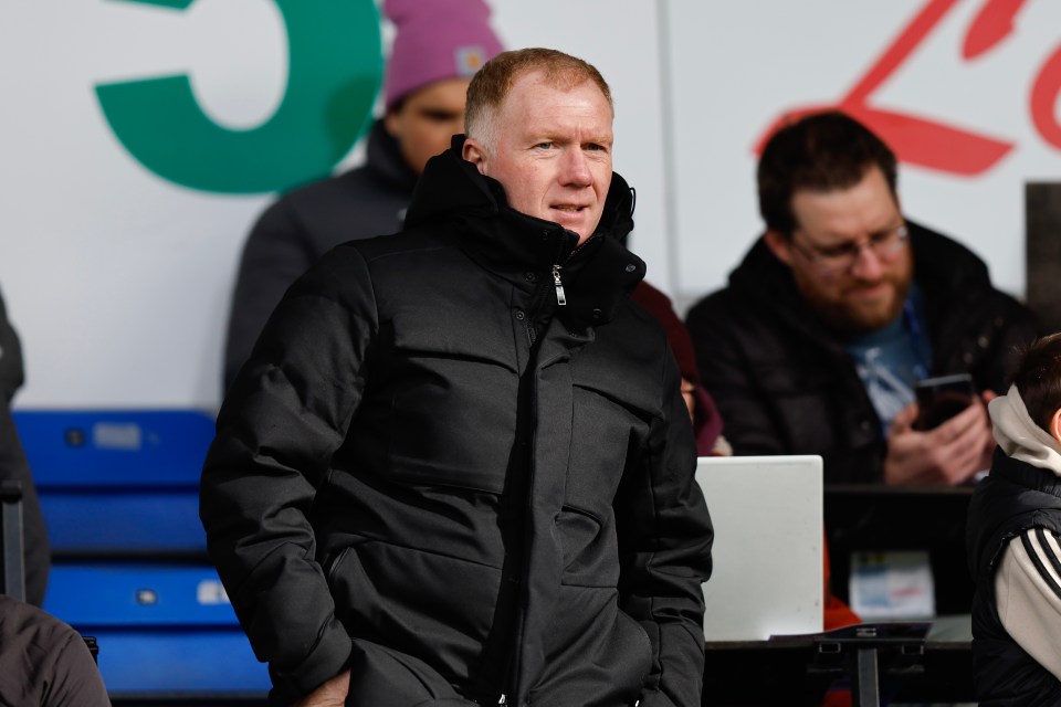 Paul Scholes names worst ever team-mate as he says former Man Utd star ‘couldn’t kick a football’