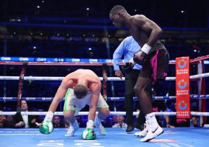 Boxing fans slam ‘ridiculously criminal’ split decision on AJ vs Dubois undercard and say ‘judges need to be fired’