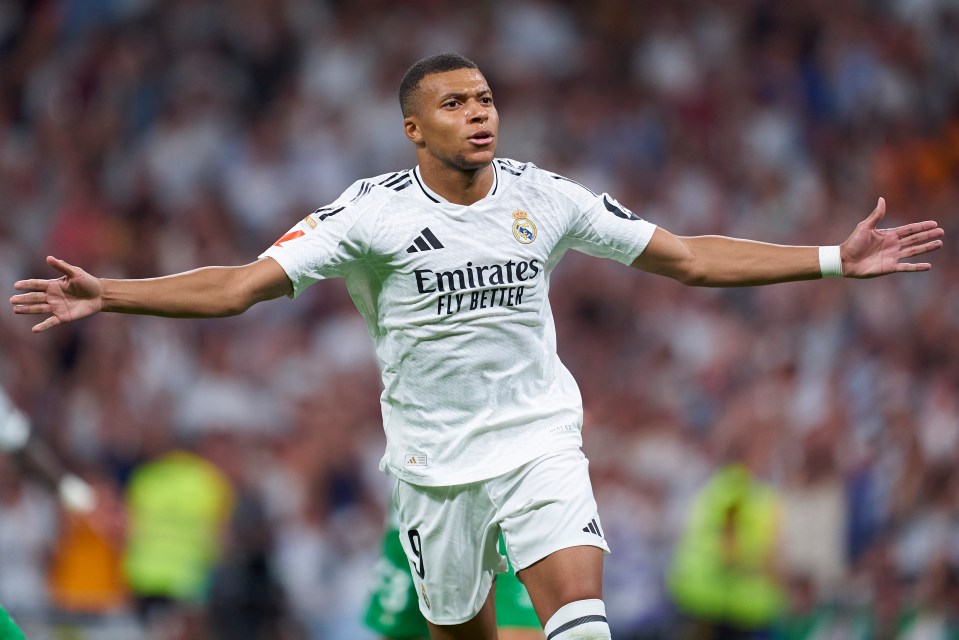 Kylian Mbappe ‘reached agreement to join Premier League giants before Real Madrid transfer but PSG wanted £338MILLION’