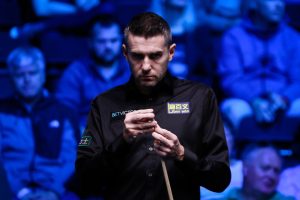 Snooker star asks Mark Selby to let him off £20 bet after four-time world champion knocked him out of British Open