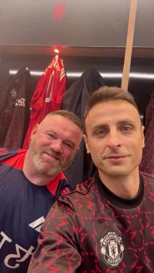 Man Utd fans tell Berbatov ‘give Rooney your anti-ageing cream’ as he stuns with youthful looks in ‘odd couple’ snap