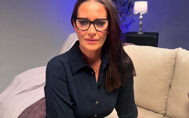 Former Sky Sports News presenter, 48, has barely aged a day as she shows off bold new look and fans say ‘stunning’