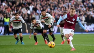 Bowen’s late penalty earns West Ham 2-1 win against Man United