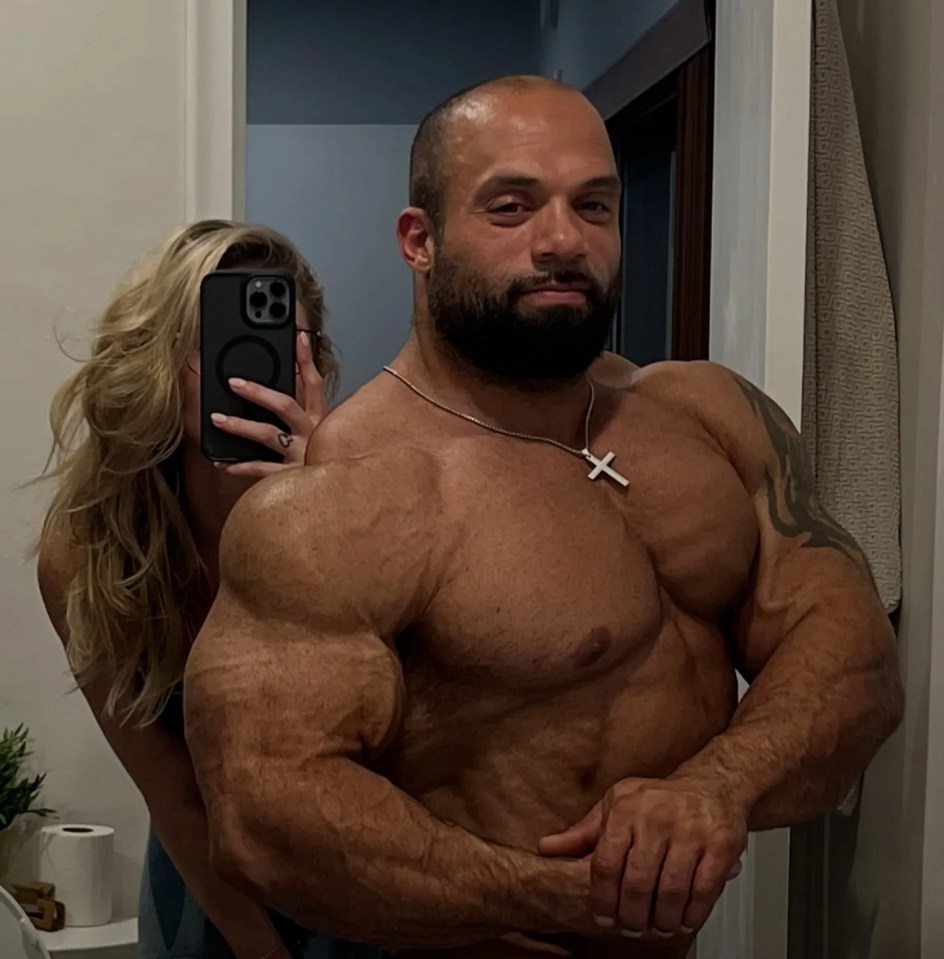 Meet Jonathan De La Rosa: Mr Olympia and IFBB bodybuilding contestant with a Chicago and Tampa Pro win