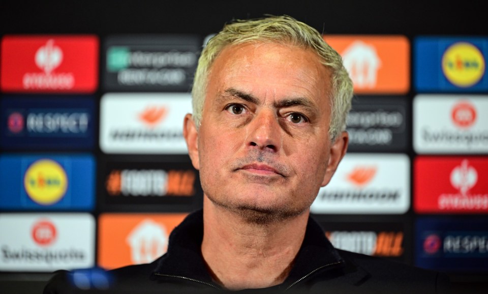 Jose Mourinho issues come-and-get-me plea to Premier League clubs as he hints he could leave Fenerbahce