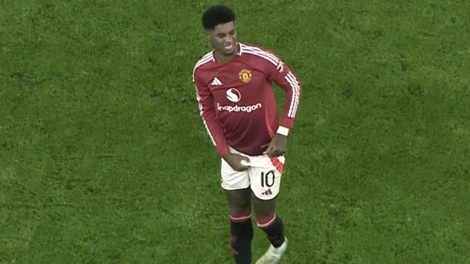 Marcus Rashford hailed for ‘powering through like a champ’ after Man Utd ace hit with eye-watering tackle in Carabao Cup