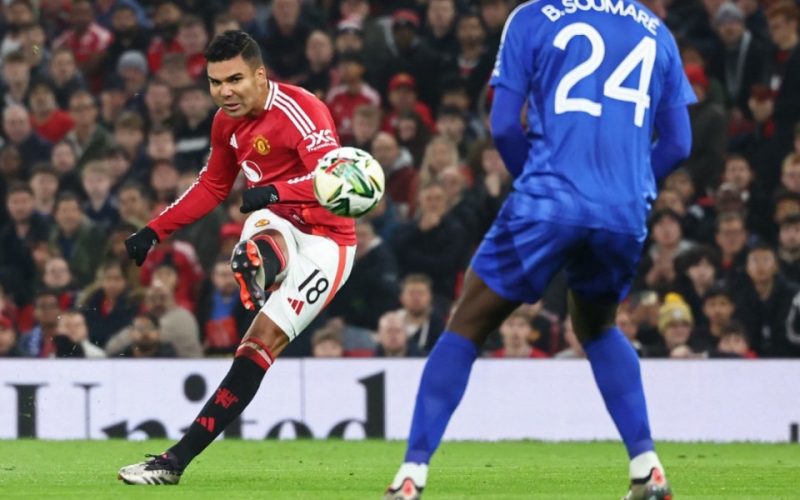 Man Utd player ratings: Casemiro back to brilliant best in Ruud van Nistelrooy’s first game but Joshua Zirkzee struggles