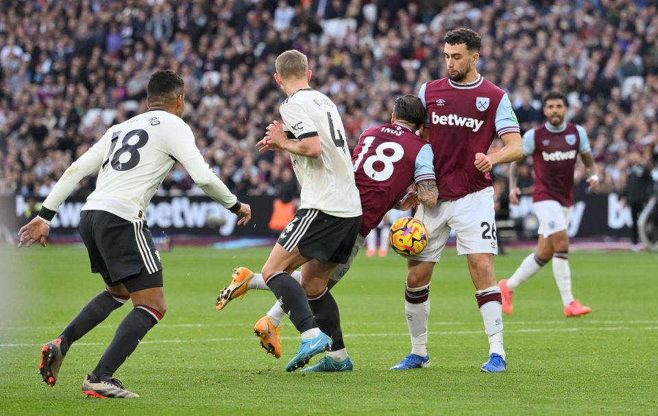 Fans convinced VAR who gave penalty against Man Utd was ‘checking his fantasy team’ as real reason behind pic emerges