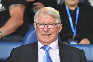 Sir Alex Ferguson shows he’s still got it as he delivers ‘epic’ team talk to help side win title in different sport