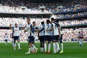 Spurs run riot in SEVEN-MINUTE blitz to pile pressure on Hammers manager Julen Lopetegui